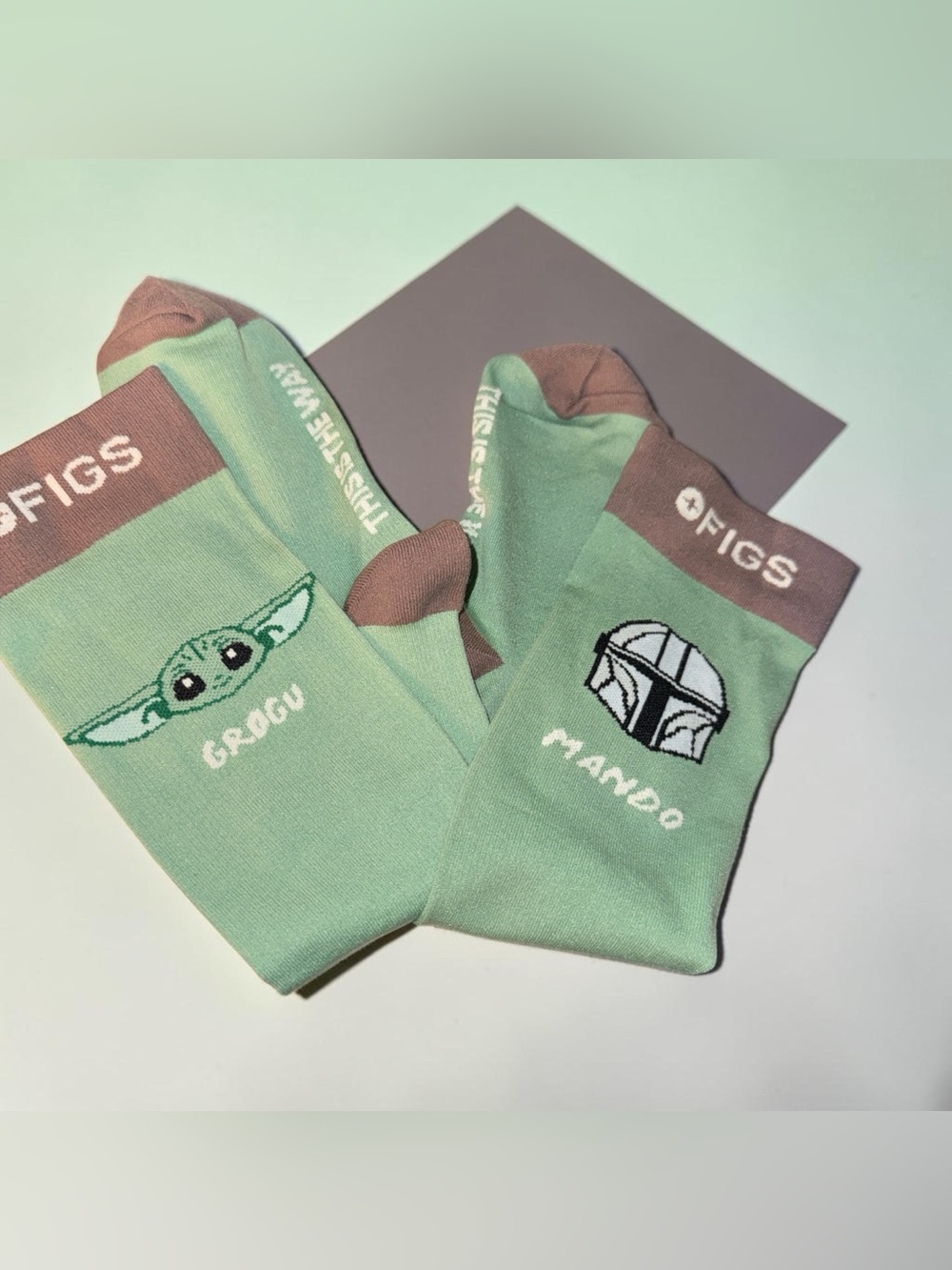 FIGS NWOT unisex Grogu & Mando Compression Socks Mint Green/Taupe SZ SM